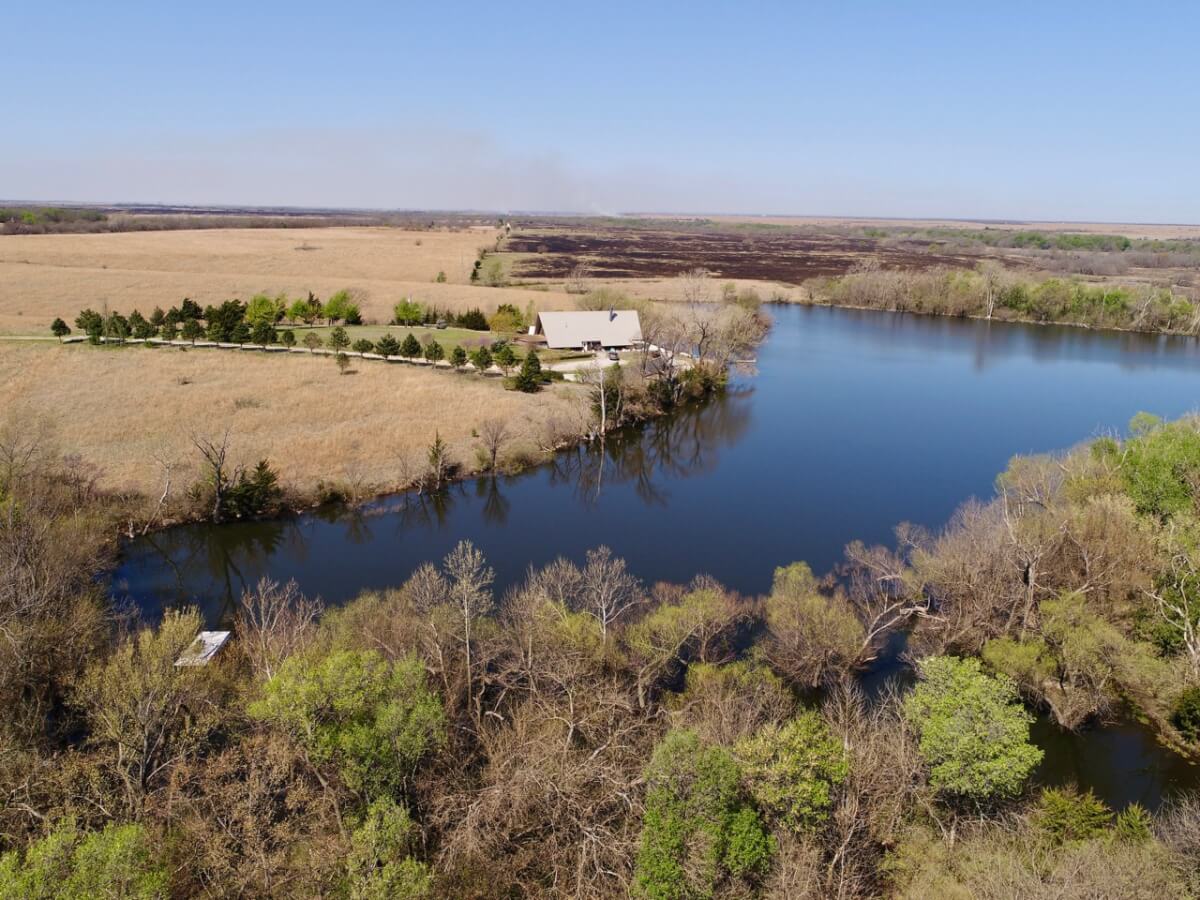 Kansas Flint Hills Cabin & Lake For Sale Sundgren Realty Inc